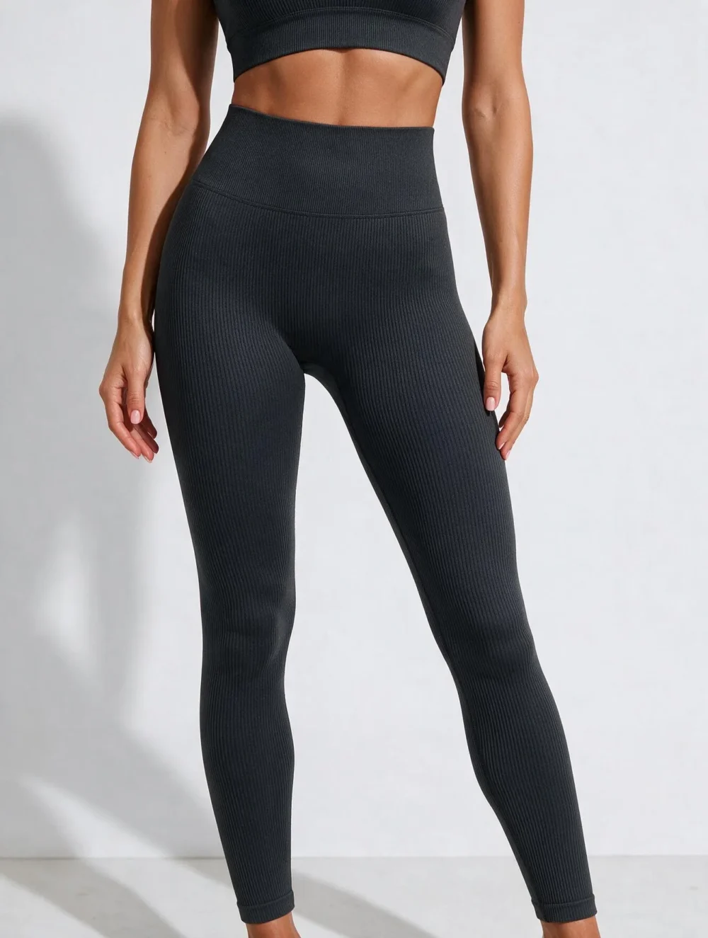 Legginsy sportowe bezszwowe z wysokim stanem Nessa Ribbed - Ciemnoszary