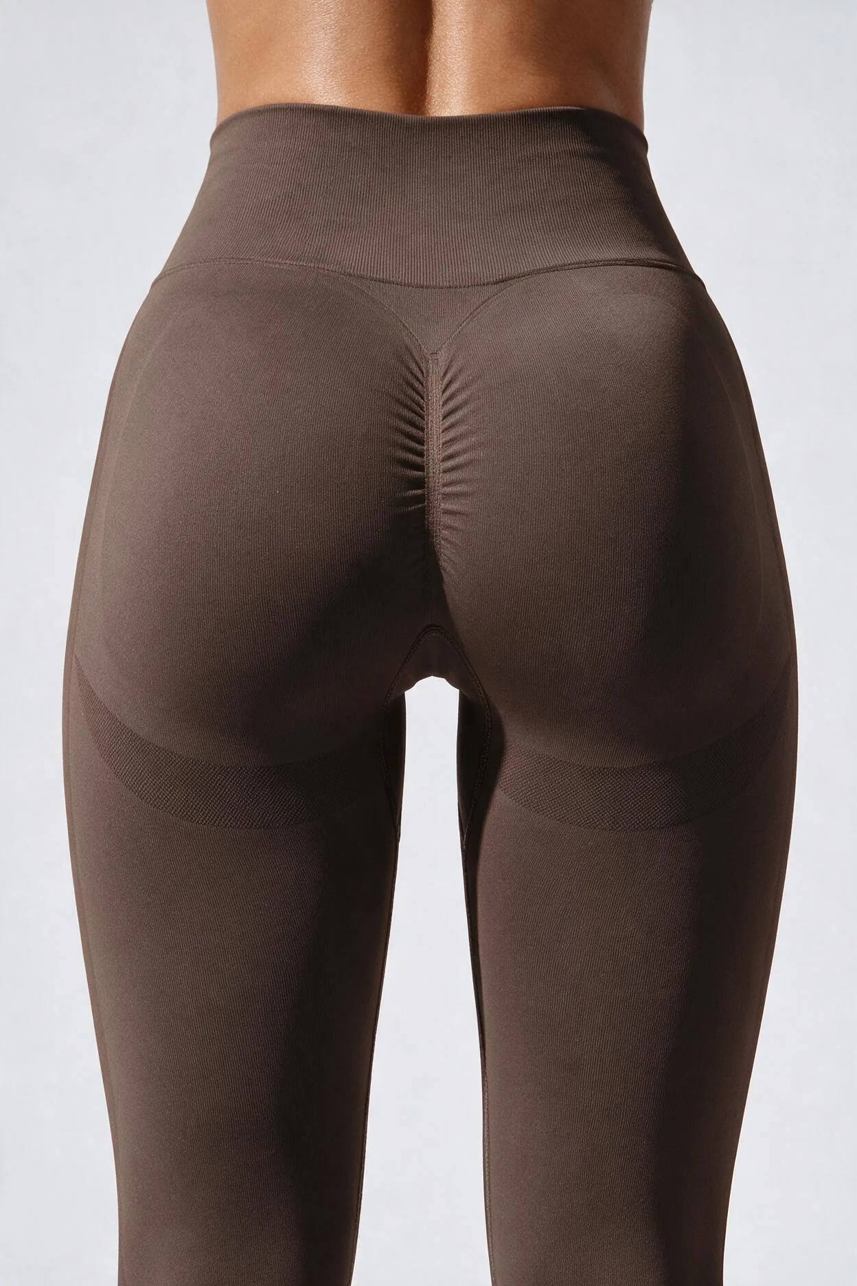 Legginsy Bezszwowe Push-Up z Wysokim Stanem Nova Lift - Czekoladowy